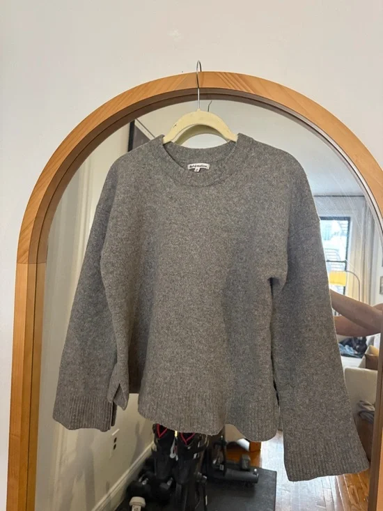 100% Wool Reformation Sweater - Picture 2 of 4